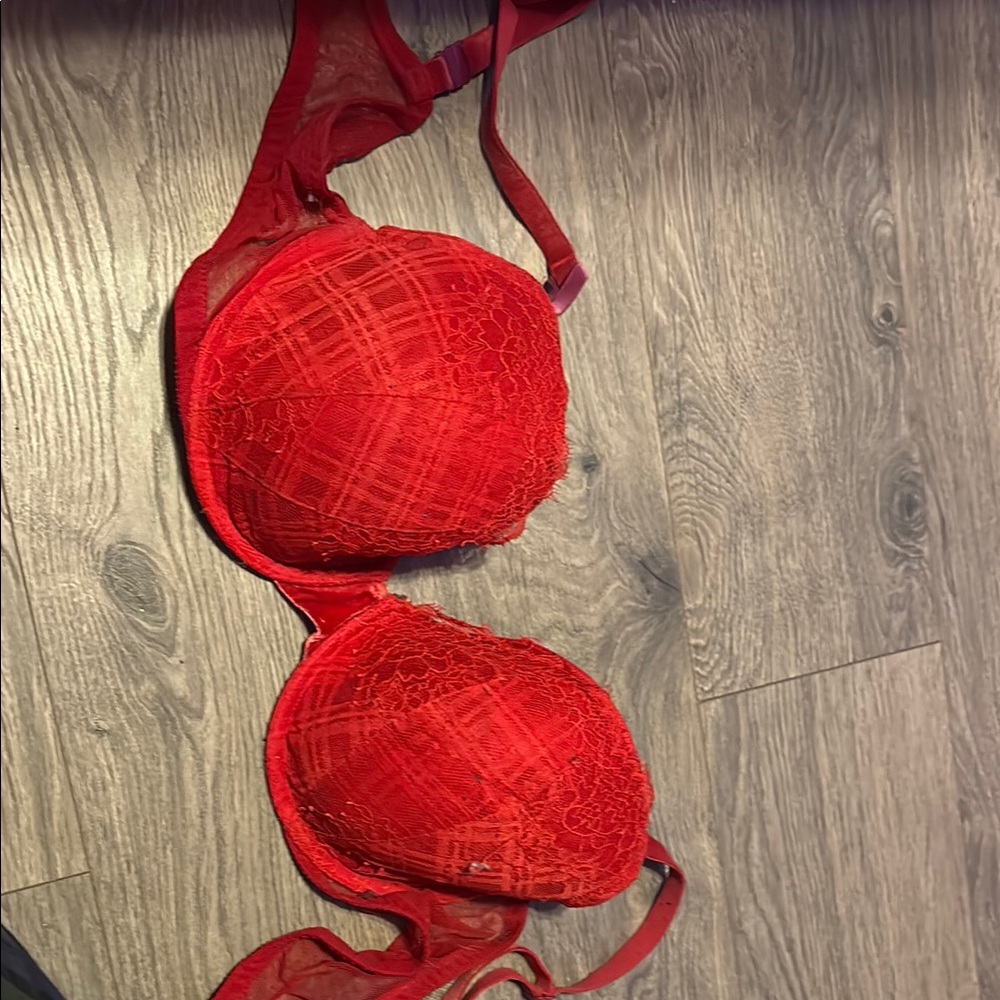 Elegant Red Lace Bra